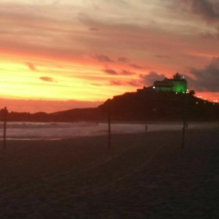 Saquarema Itauna Em Frente A Praia Bagian luar foto